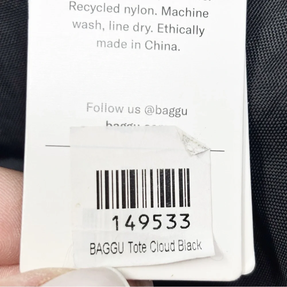 New BAGGU Women’s Black Recycled Nylon Travel Cloud Bag 12.75” X 13.75” X 8” - Picture 9 of 12